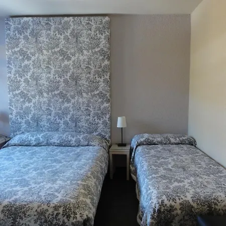 Guest house Fonda Matia 2*